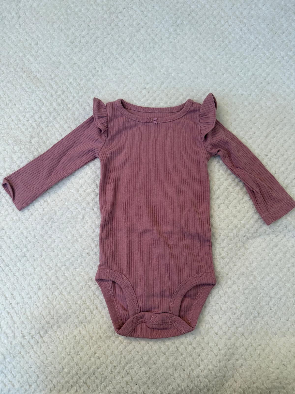 Carter’s Bodysuit 6 Month